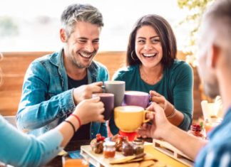 යාළුවො කරන කපුකම් ගැන මොකද හිතන්නෙ?